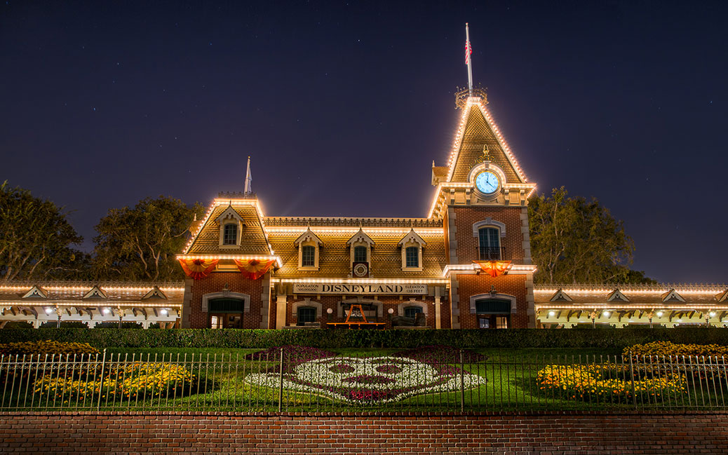 Disneyland Train Station